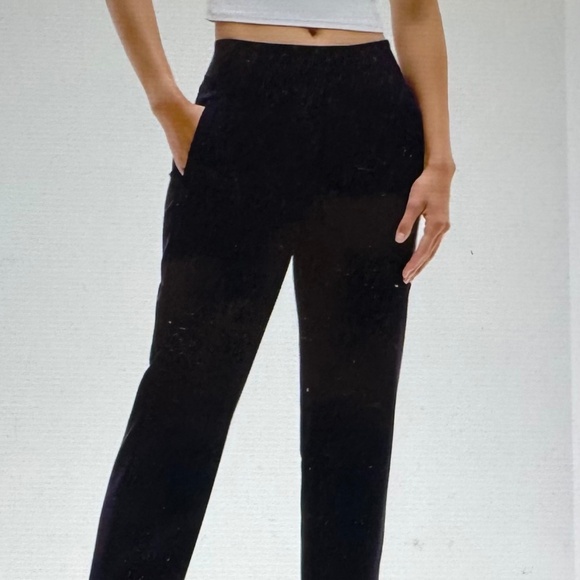 NWT Athleta Endless Pants in Black - 8P - Picture 1 of 3